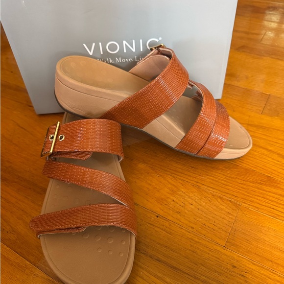 Vionic Women's Brown Sandals - Picture 2 of 7